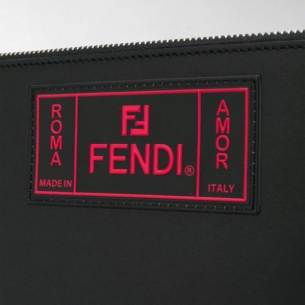 関税送料込国内発送★FENDI クラッチバッグ最新作100920